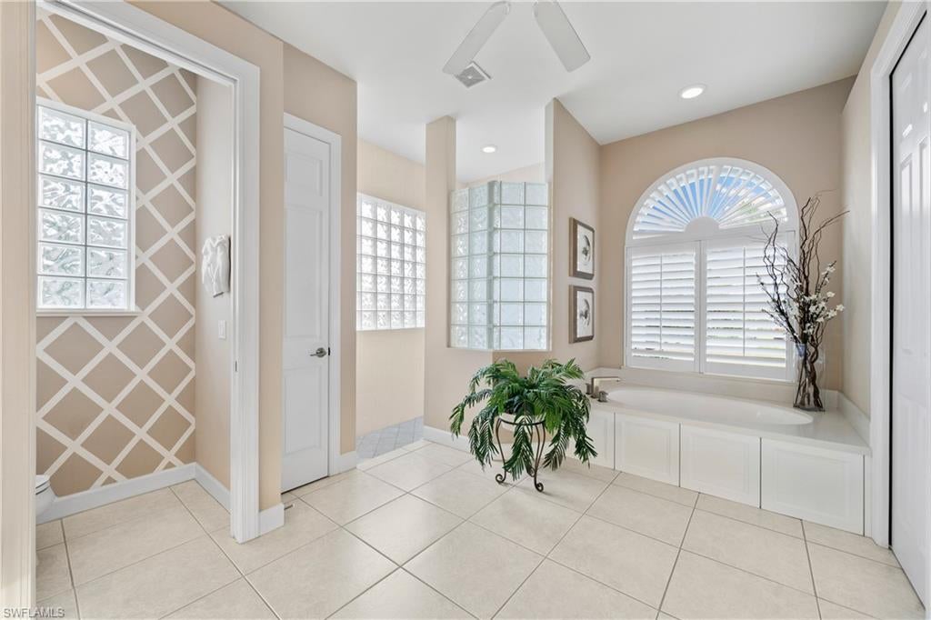 Marco Island, Florida, 34145, United States, ,3 BathroomsBathrooms,Residential,Active,1782571
