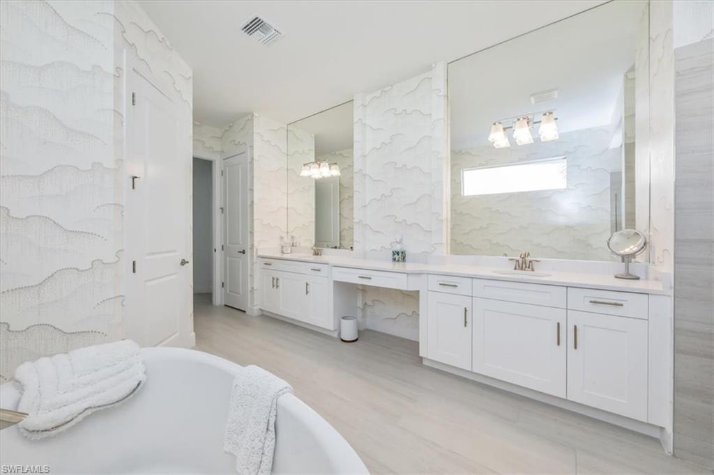 Fort Myers, Florida, 33913, United States, 4 Bedrooms Bedrooms, ,4 BathroomsBathrooms,Residential,Active,2009850