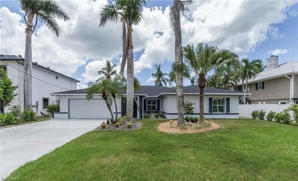 11691 ISLE OF PALMS DR, FORT MYERS BEACH, FL 33931 - Image 1