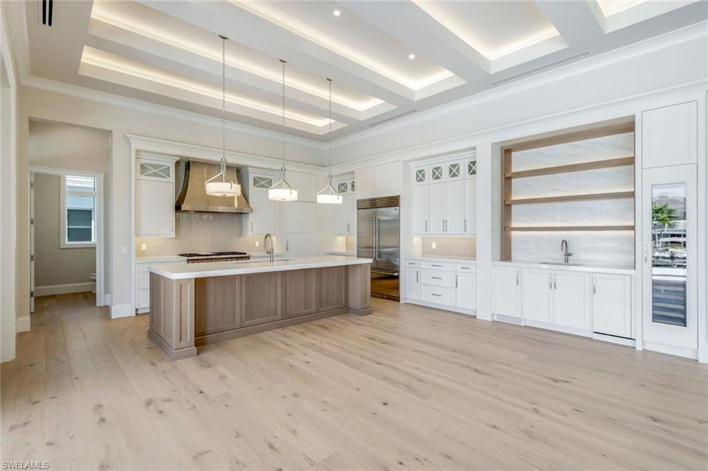 Marco Island, Florida, 34145, United States, 4 Bedrooms Bedrooms, ,5 BathroomsBathrooms,Residential,Active,1989790