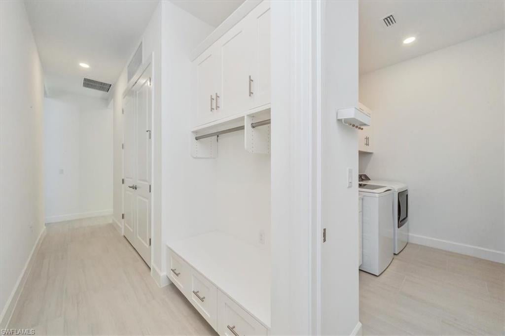 Fort Myers, Florida, 33913, United States, 4 Bedrooms Bedrooms, ,4 BathroomsBathrooms,Residential,Active,2009850