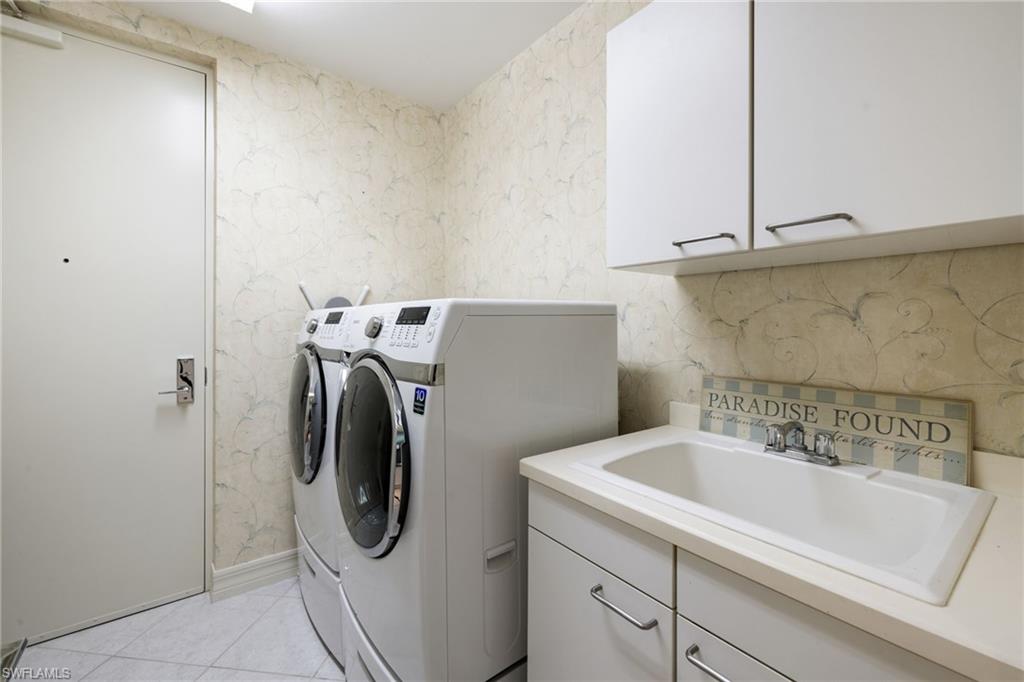 Marco Island, Florida, 34145, United States, 3 Bedrooms Bedrooms, ,4 BathroomsBathrooms,Residential,Active,1993645