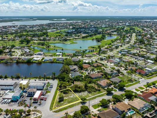 395 BALD EAGLE DR, MARCO ISLAND, FL 34145, photo 5 of 20