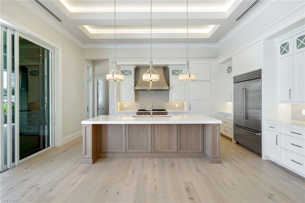 Marco Island, Florida, 34145, United States, 4 Bedrooms Bedrooms, ,5 BathroomsBathrooms,Residential,Active,1989790