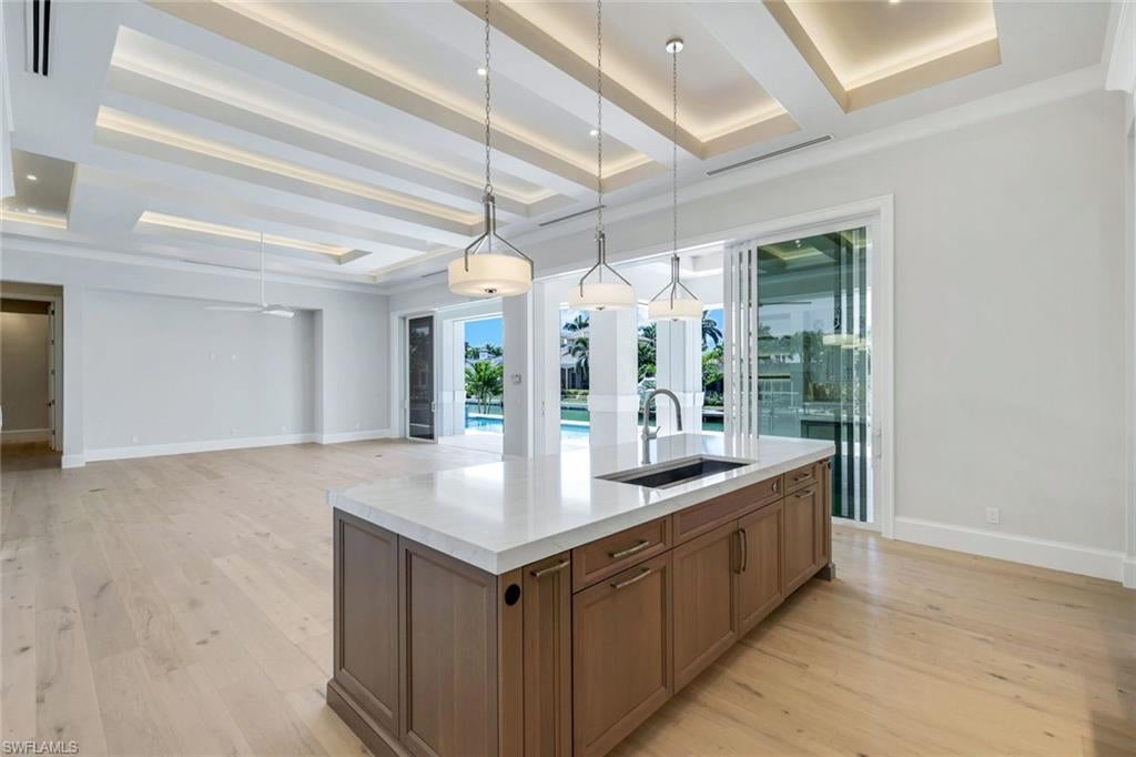 Marco Island, Florida, 34145, United States, 4 Bedrooms Bedrooms, ,5 BathroomsBathrooms,Residential,Active,1989790