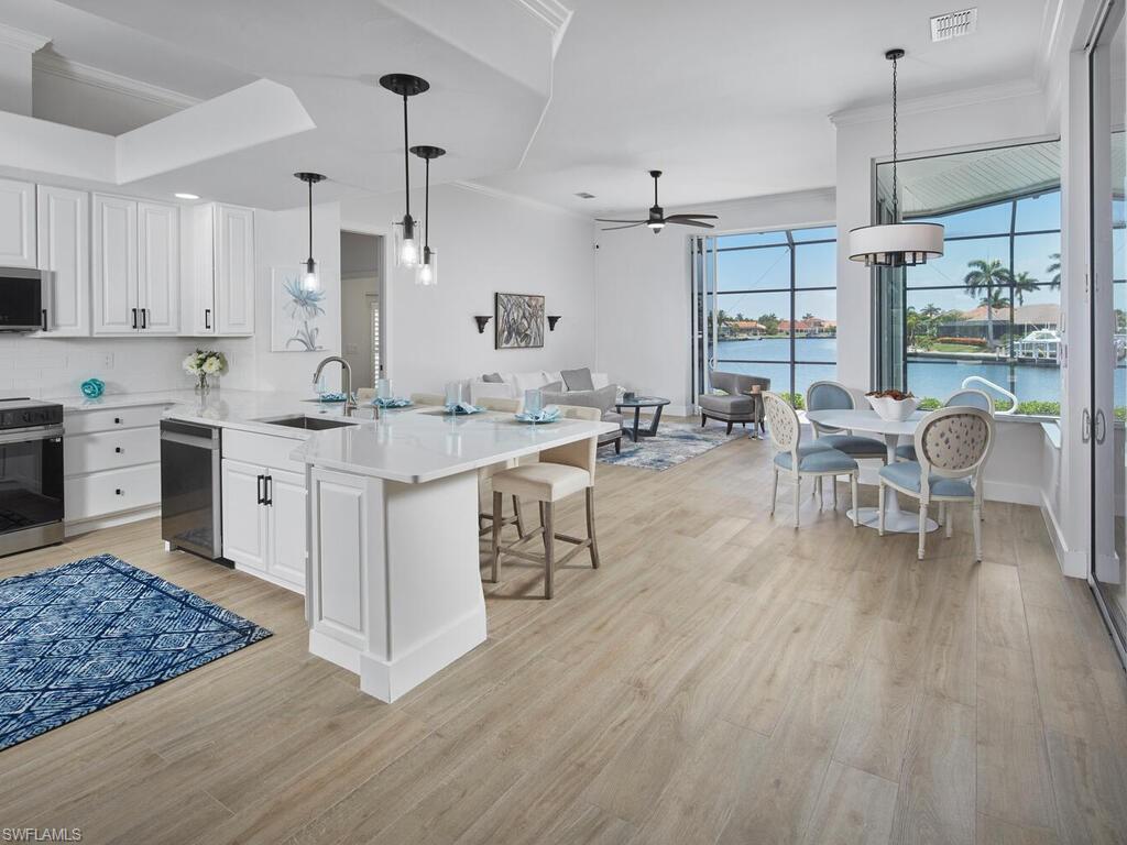 Marco Island, Florida, 34145, United States, ,2 BathroomsBathrooms,Residential,Pending,1849511