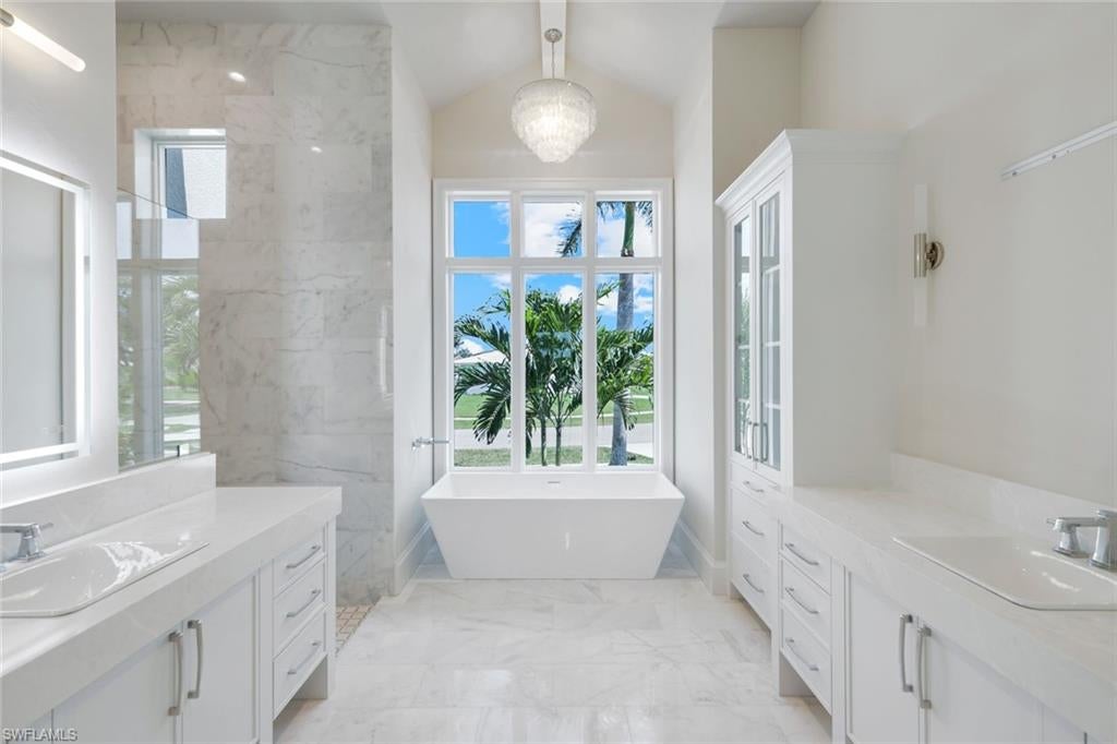 Marco Island, Florida, 34145, United States, 4 Bedrooms Bedrooms, ,5 BathroomsBathrooms,Residential,Active,1989790