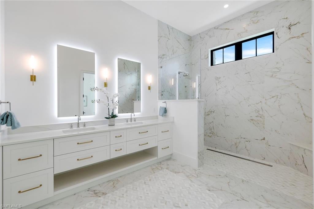 Marco Island, Florida, 34145, United States, 5 Bedrooms Bedrooms, ,6 BathroomsBathrooms,Residential,Active,1898031