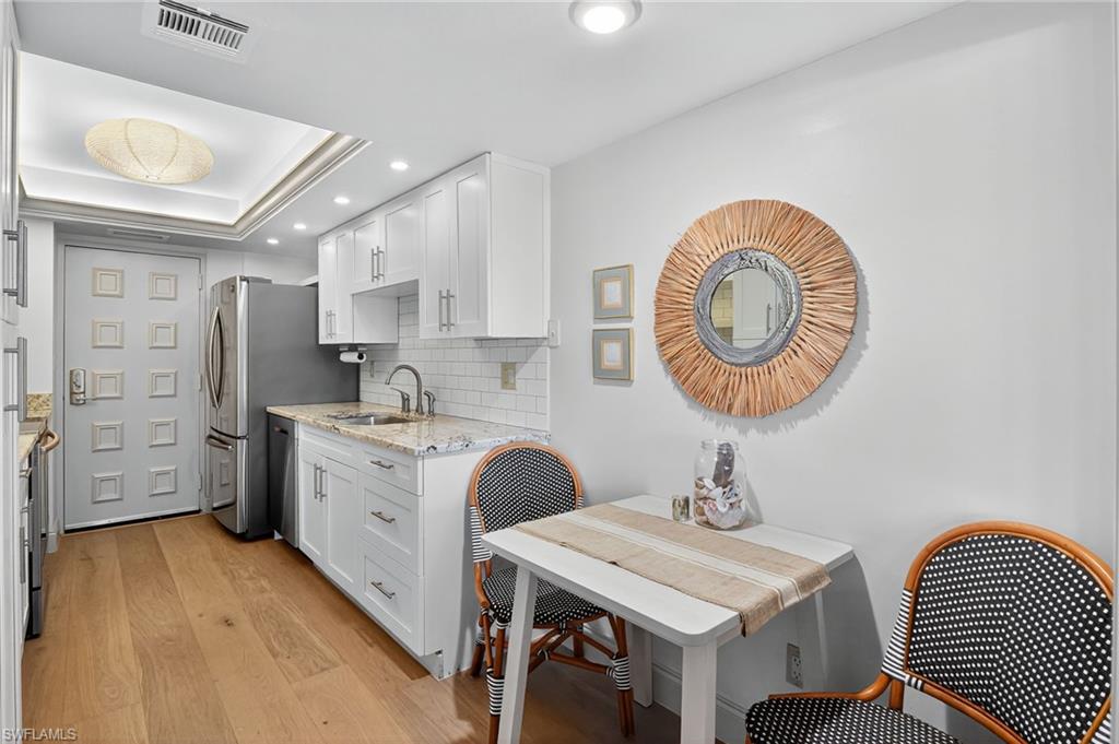 Naples, Florida, 34103, United States, 2 Bedrooms Bedrooms, ,2 BathroomsBathrooms,Residential,Active,1894173