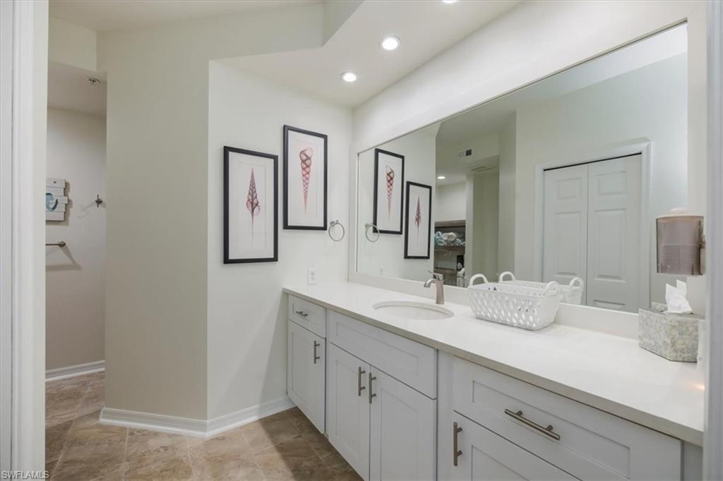 Naples, Florida, 34102, United States, 3 Bedrooms Bedrooms, ,2 BathroomsBathrooms,Residential,Active,1952606