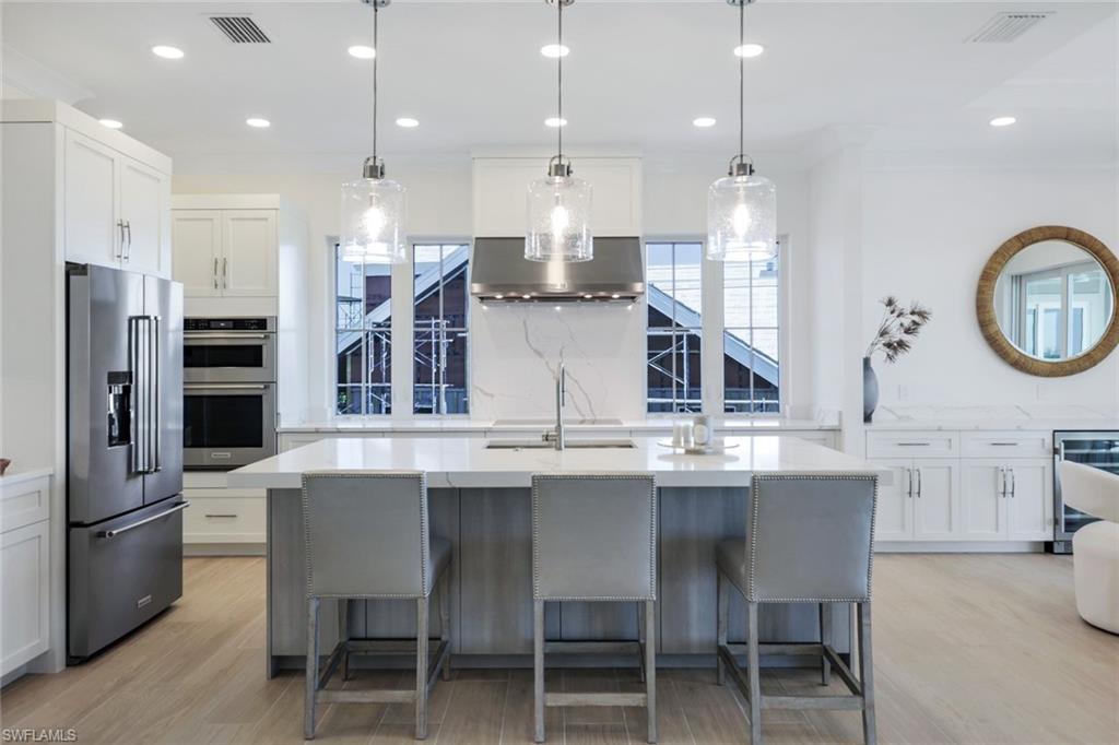 Marco Island, Florida, 34145, United States, ,4 BathroomsBathrooms,Residential,Active,1704143