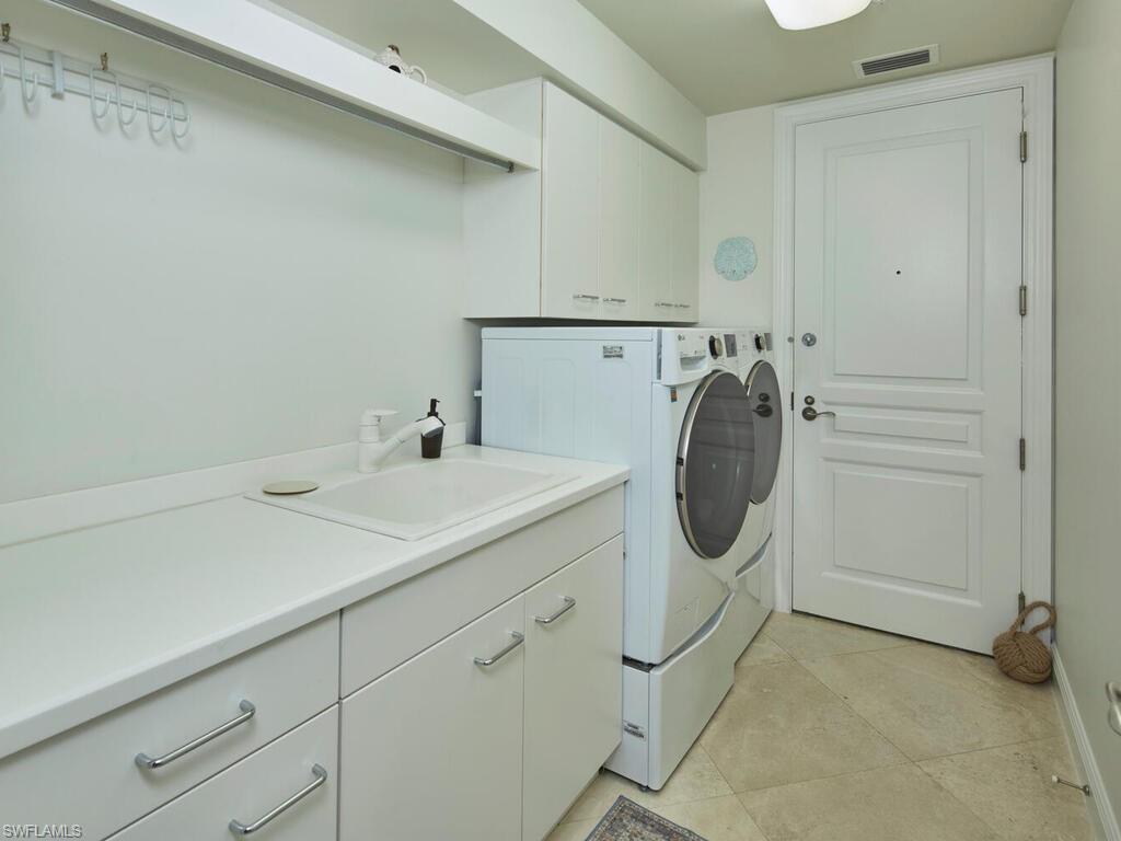 Marco Island, Florida, 34145, United States, 3 Bedrooms Bedrooms, ,4 BathroomsBathrooms,Residential,Active,2015242