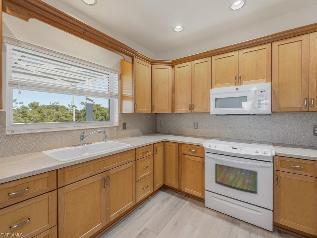 Naples, Florida, 34113, United States, 4 Bedrooms Bedrooms, ,3 BathroomsBathrooms,Residential,Active,2015795