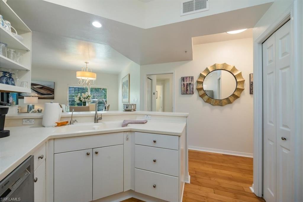 Naples, Florida, 34102, United States, 3 Bedrooms Bedrooms, ,2 BathroomsBathrooms,Residential,Active,1952606