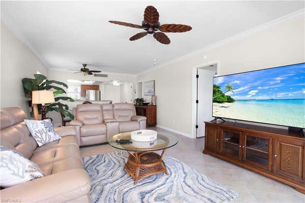 1 HIGH POINT CIR W APT 106, NAPLES, FL 34103, photo 4 of 33