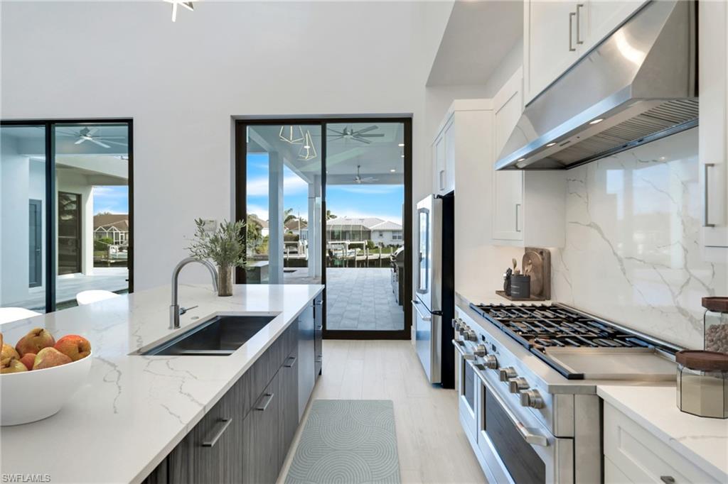 Marco Island, Florida, 34145, United States, ,5 BathroomsBathrooms,Residential,Active,1724181