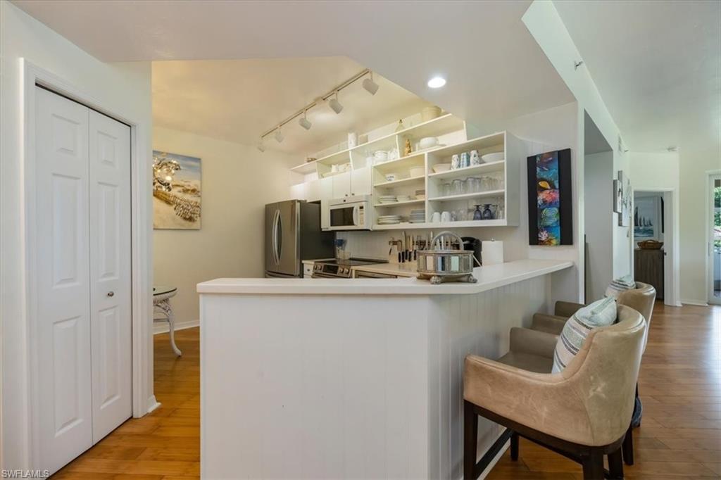 Naples, Florida, 34102, United States, 3 Bedrooms Bedrooms, ,2 BathroomsBathrooms,Residential,Active,1952606