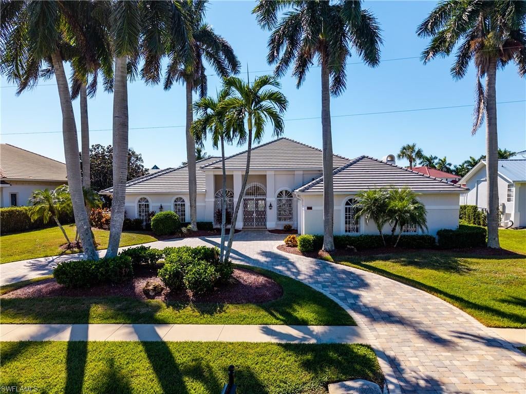 Marco Island, Florida, 34145, United States, 4 Bedrooms Bedrooms, ,4 BathroomsBathrooms,Residential,Active,1985871