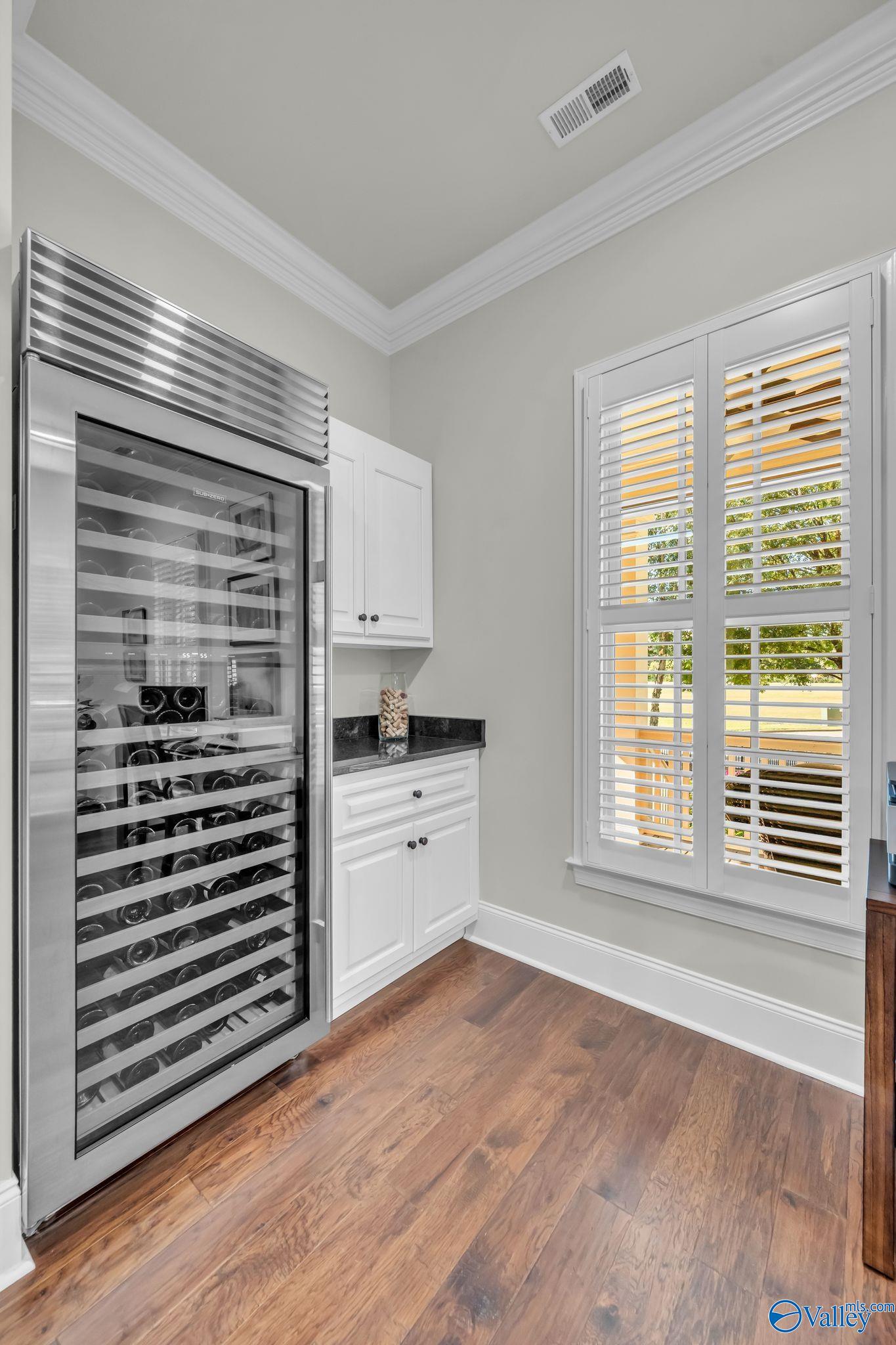 Huntsville, Alabama, 35806, United States, 4 Bedrooms Bedrooms, ,5 BathroomsBathrooms,Residential,Active,1985848