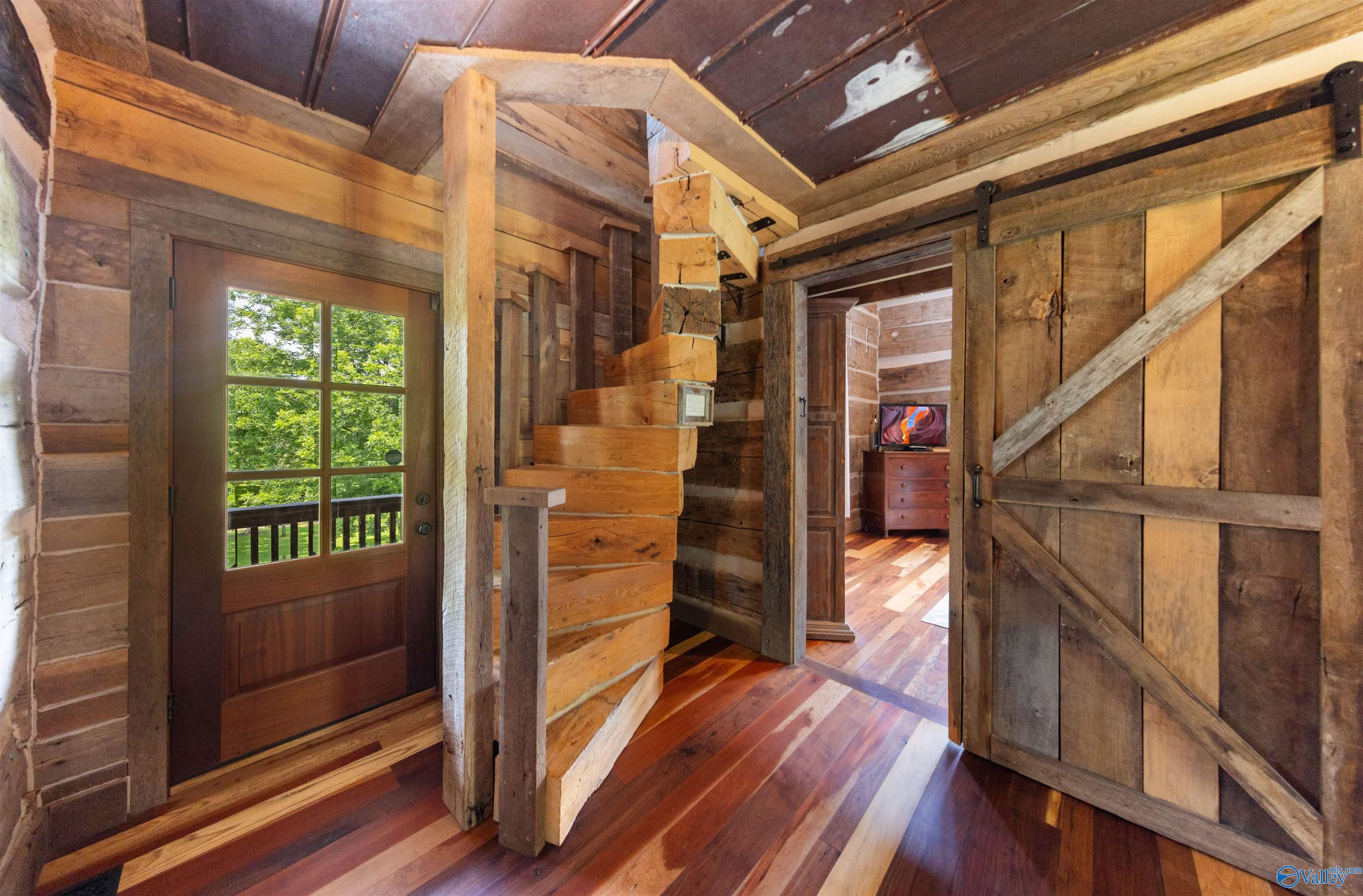 Langston, Alabama, 35755, United States, 5 Bedrooms Bedrooms, ,7 BathroomsBathrooms,Residential,Active,1953425