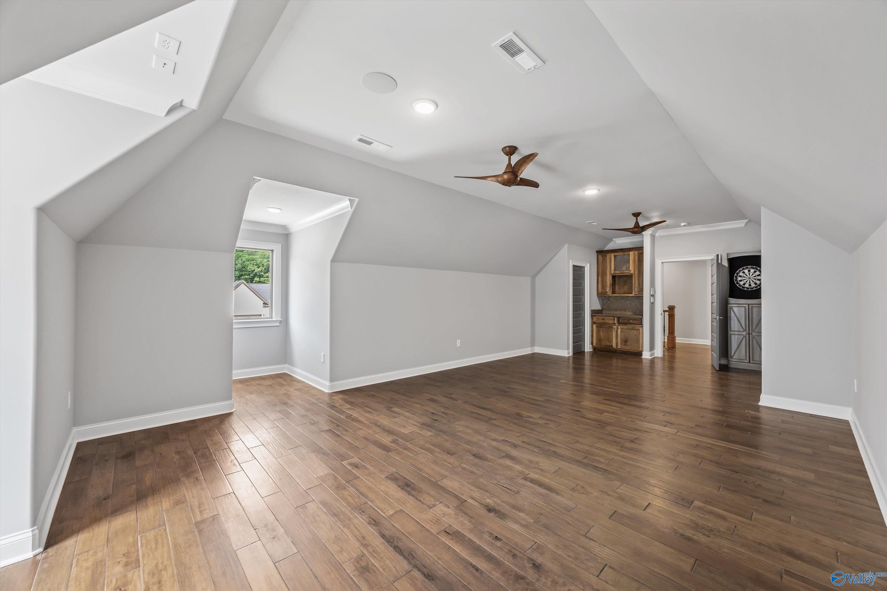 Gurley, Alabama, 35748, United States, 5 Bedrooms Bedrooms, ,7 BathroomsBathrooms,Residential,Active,1834465