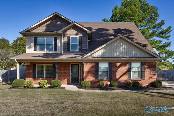 111 SAINT CLAIR LN, HUNTSVILLE, AL 35811 - Image 1