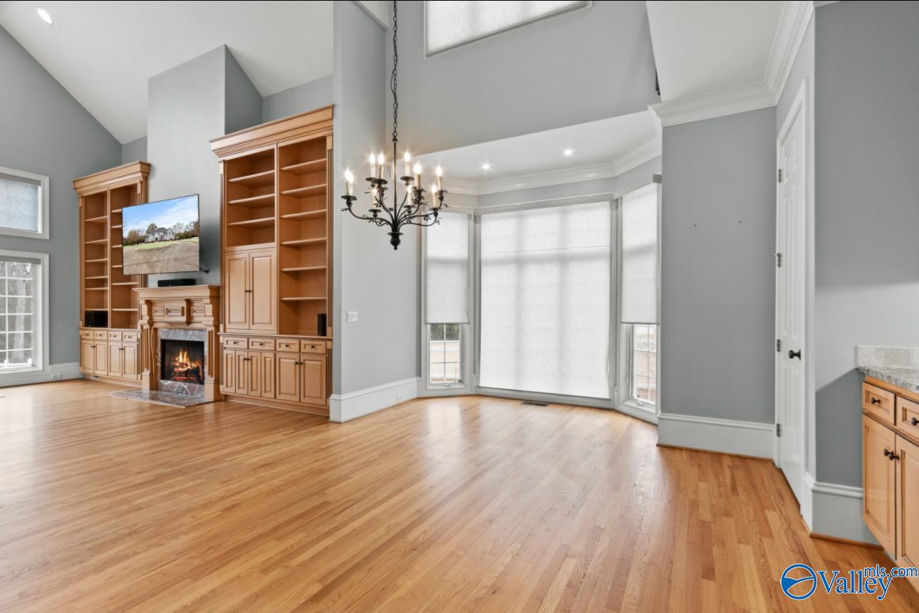 Decatur, Alabama, 35603, United States, 4 Bedrooms Bedrooms, ,5 BathroomsBathrooms,Residential,Active,2008258