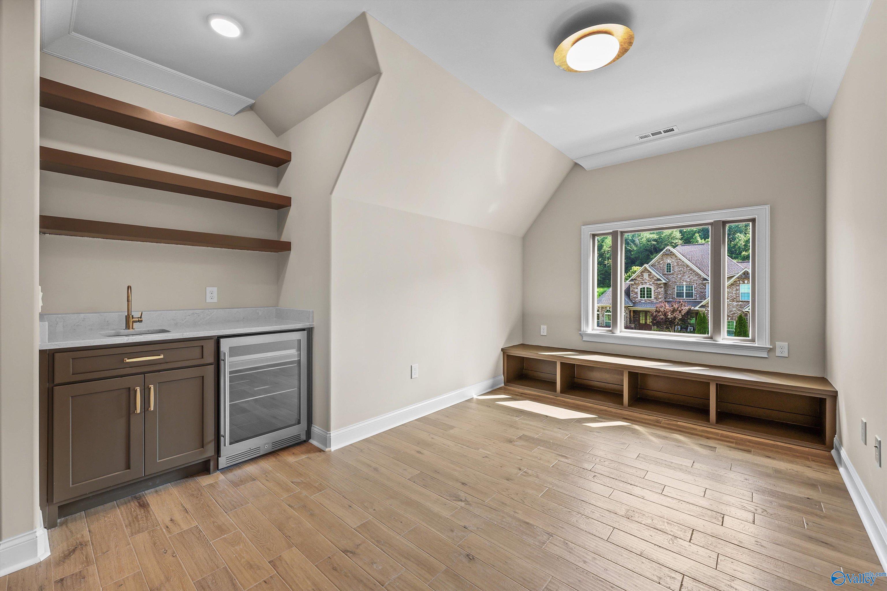 Gurley, Alabama, 35748, United States, 4 Bedrooms Bedrooms, ,4 BathroomsBathrooms,Residential,Active,1781606