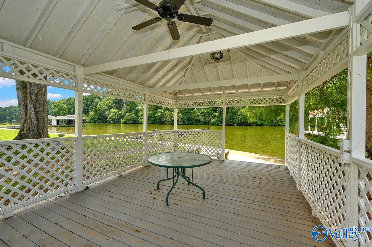 Rogersville, Alabama, 35652, United States, 6 Bedrooms Bedrooms, ,8 BathroomsBathrooms,Residential,Active,1996276