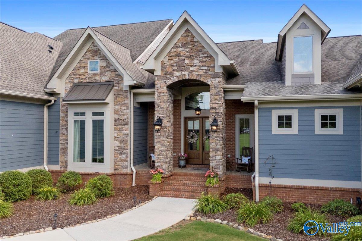 Huntsville, Alabama, 35811, United States, 3 Bedrooms Bedrooms, ,5 BathroomsBathrooms,Residential,Active,1871595