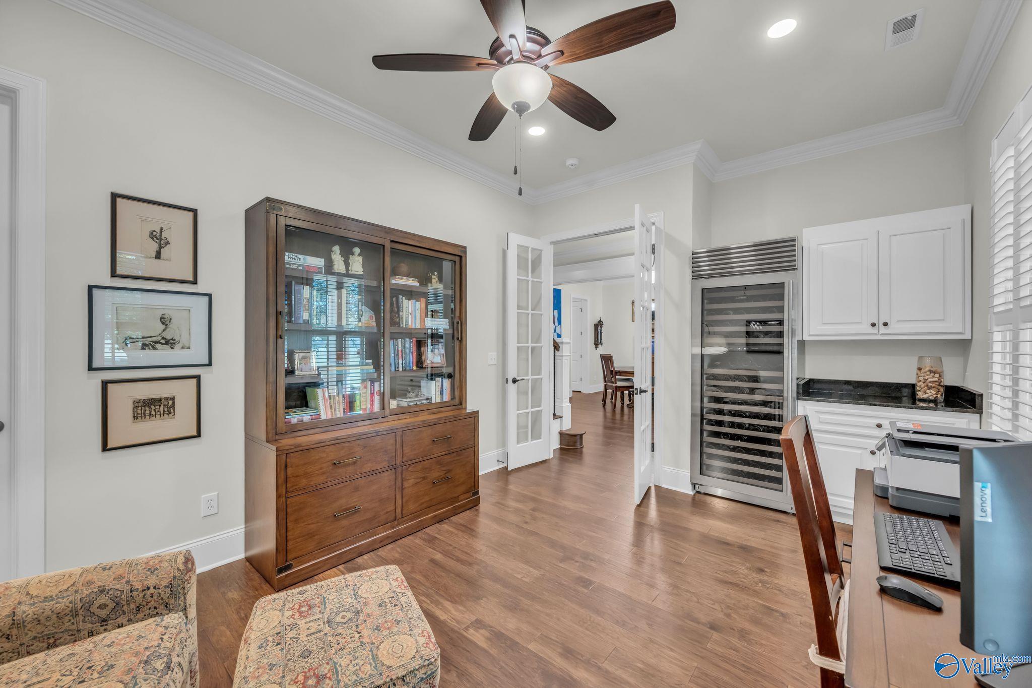 Huntsville, Alabama, 35806, United States, 4 Bedrooms Bedrooms, ,5 BathroomsBathrooms,Residential,Active,1985848