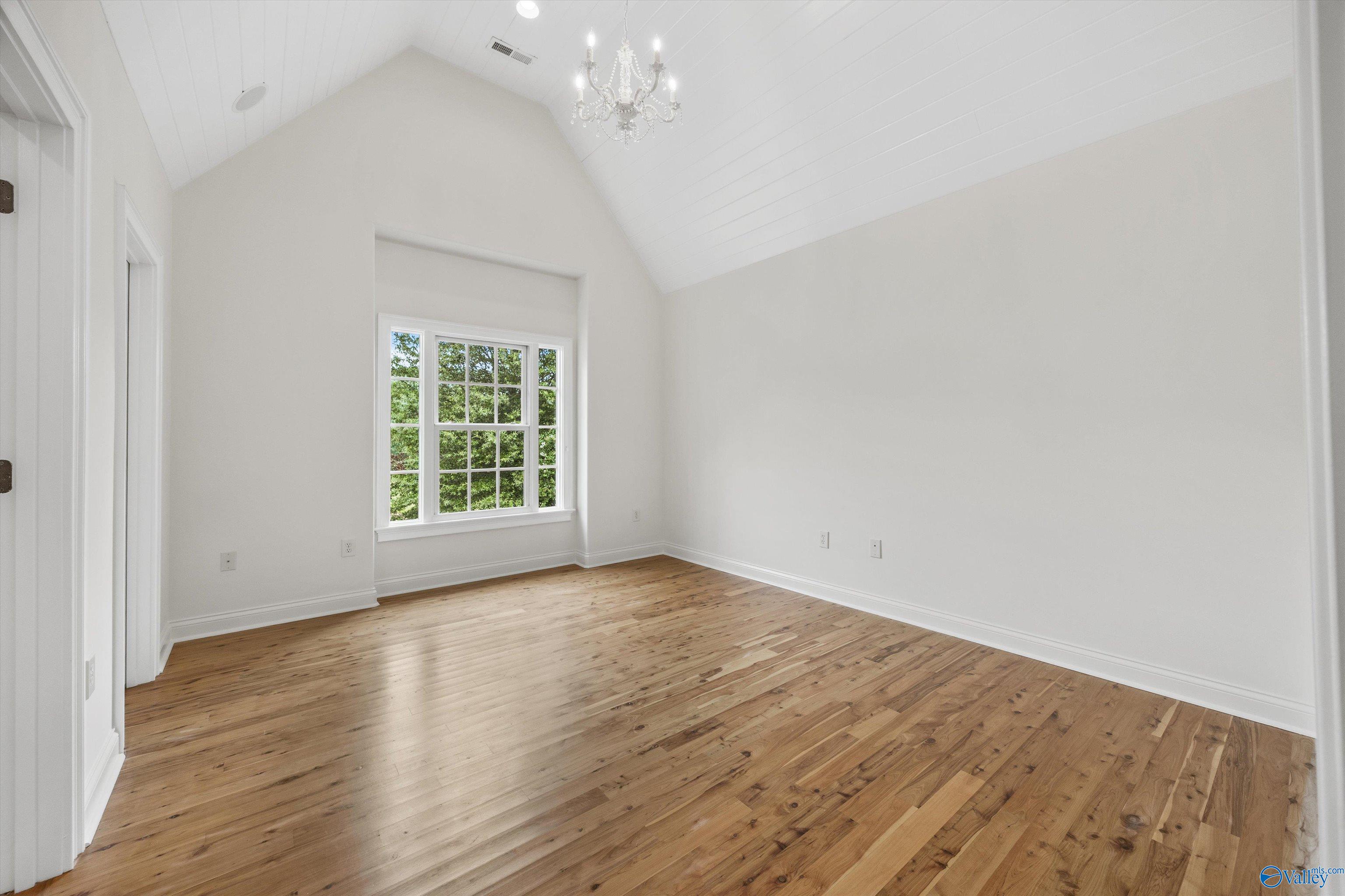 Gurley, Alabama, 35748, United States, 4 Bedrooms Bedrooms, ,5 BathroomsBathrooms,Residential,Active,1909111