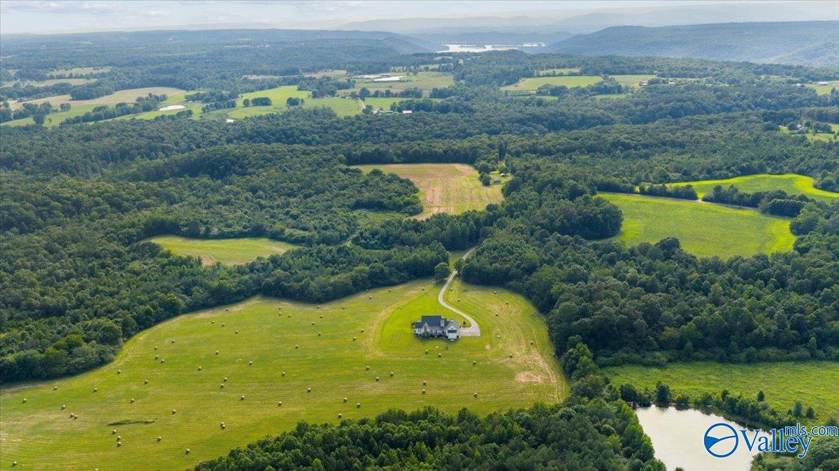 Pisgah, Alabama, 35765, United States, 4 Bedrooms Bedrooms, ,4 BathroomsBathrooms,Residential,Active,1913980