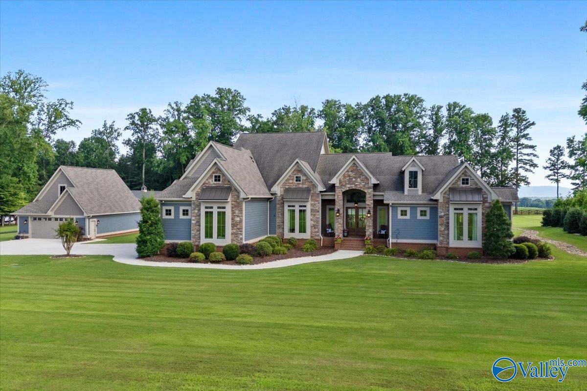 Huntsville, Alabama, 35811, United States, 3 Bedrooms Bedrooms, ,5 BathroomsBathrooms,Residential,Active,1871595