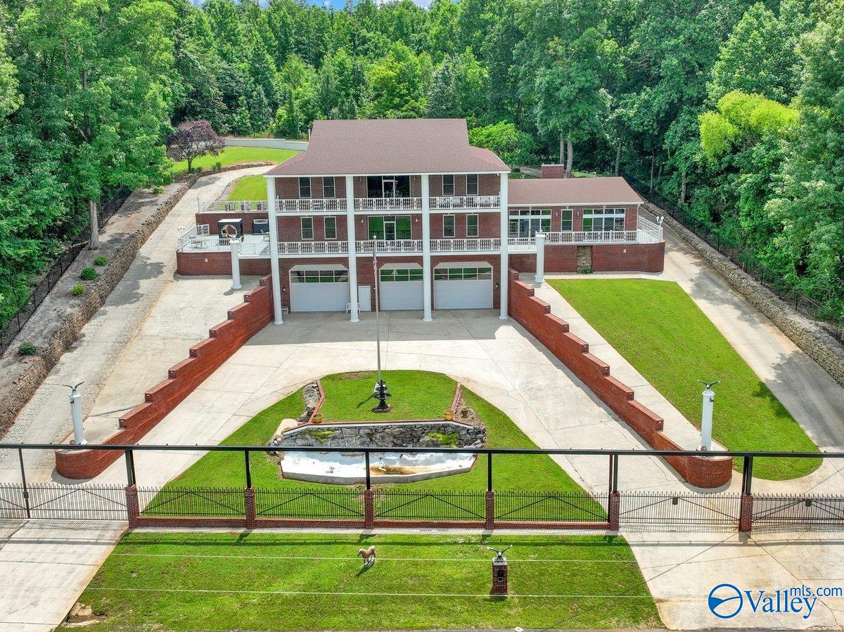 Rogersville, Alabama, 35652, United States, 6 Bedrooms Bedrooms, ,8 BathroomsBathrooms,Residential,Active,1996276