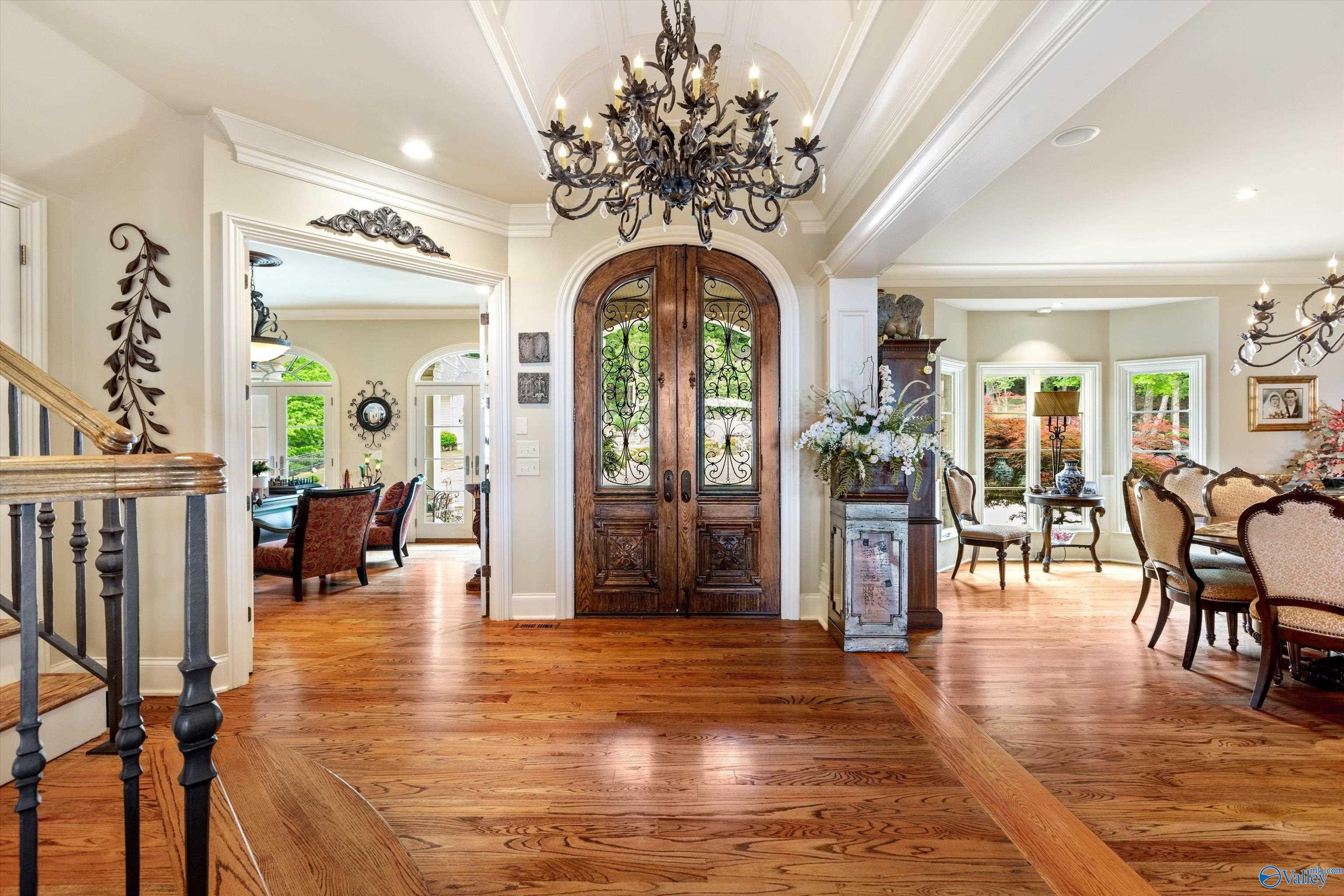 Huntsville, Alabama, 35801, United States, ,8 BathroomsBathrooms,Residential,Active,1832329