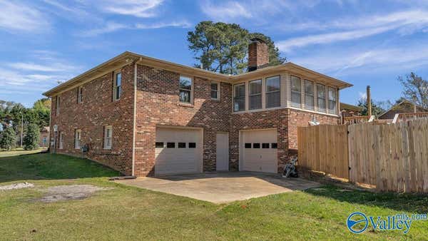 106 E SIMS AVE, ALBERTVILLE, AL 35950, photo 4 of 37