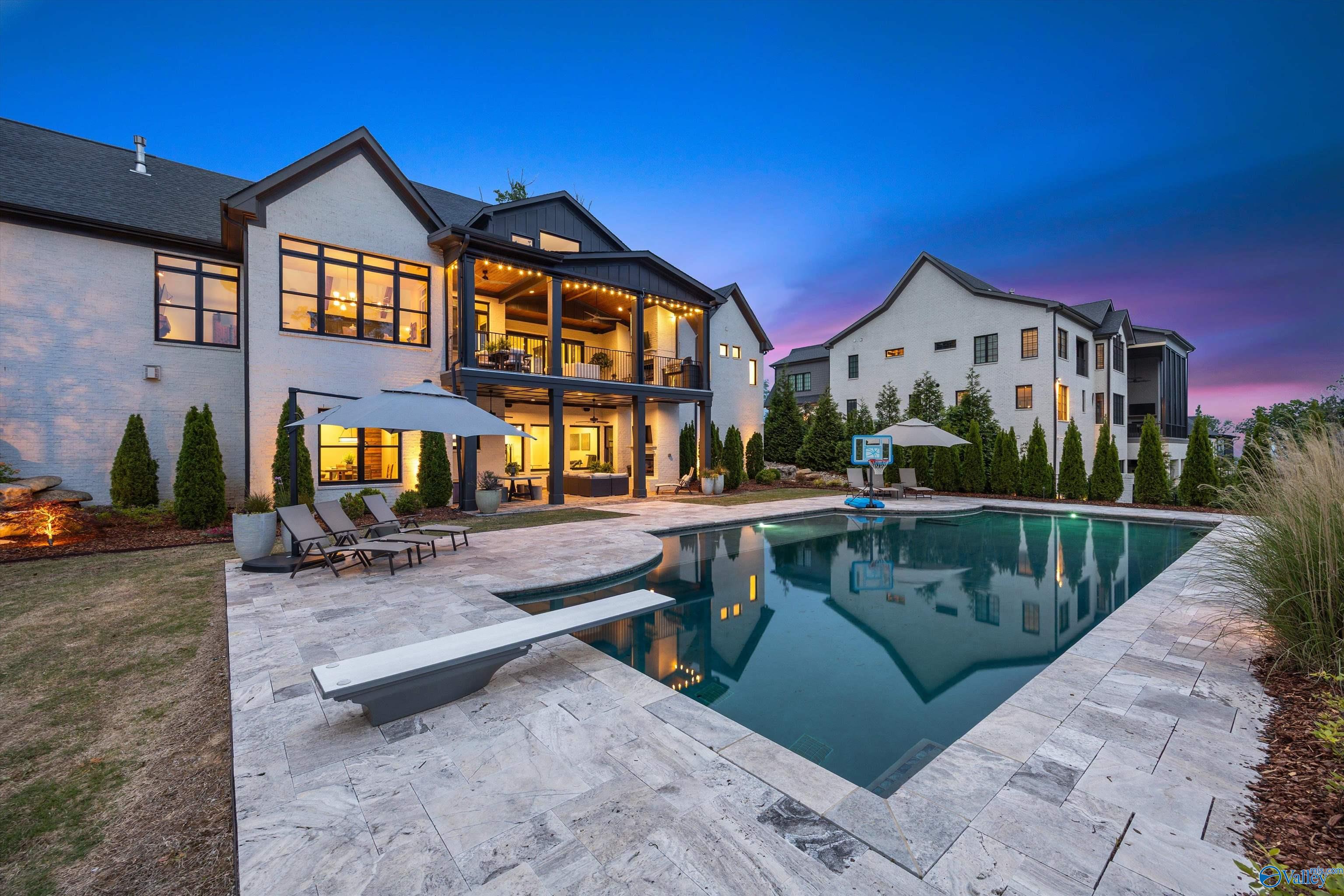 Owens Cross Roads, Alabama, 35763, United States, ,7 BathroomsBathrooms,Residential,Active,1799402