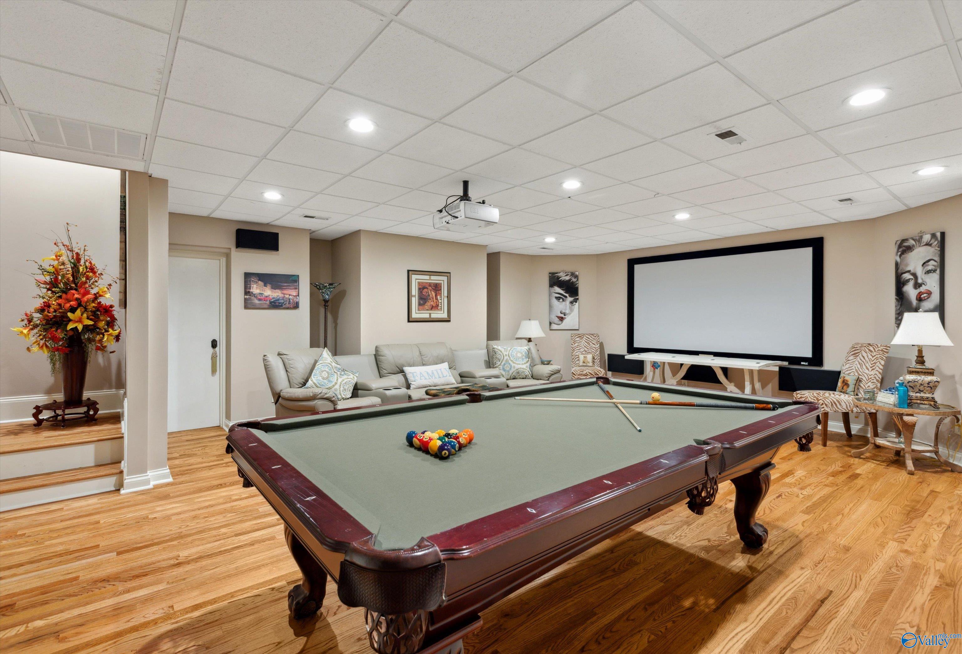 Huntsville, Alabama, 35801, United States, ,8 BathroomsBathrooms,Residential,Active,1832329