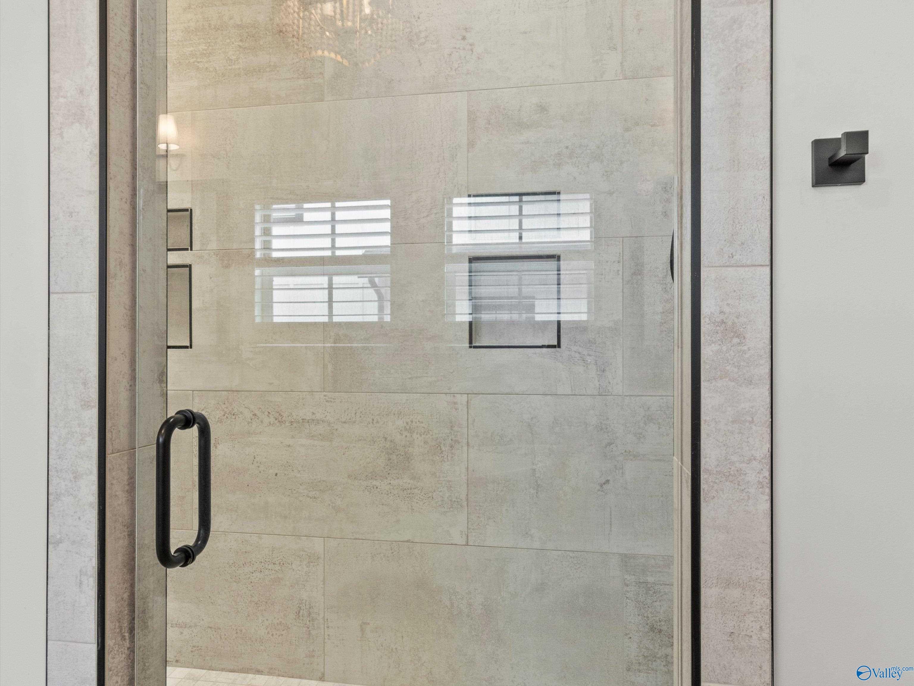 Madison, Alabama, 35757, United States, 4 Bedrooms Bedrooms, ,5 BathroomsBathrooms,Residential,Active,2007226