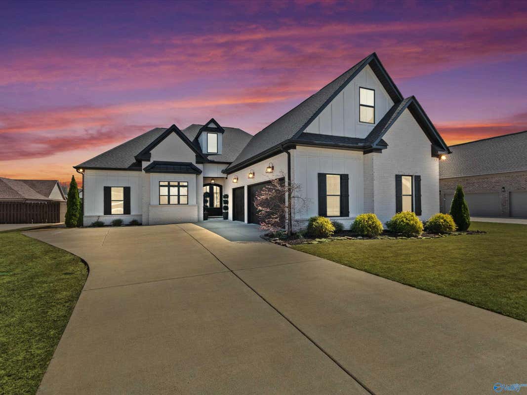 17400 LOCHABER Dr  