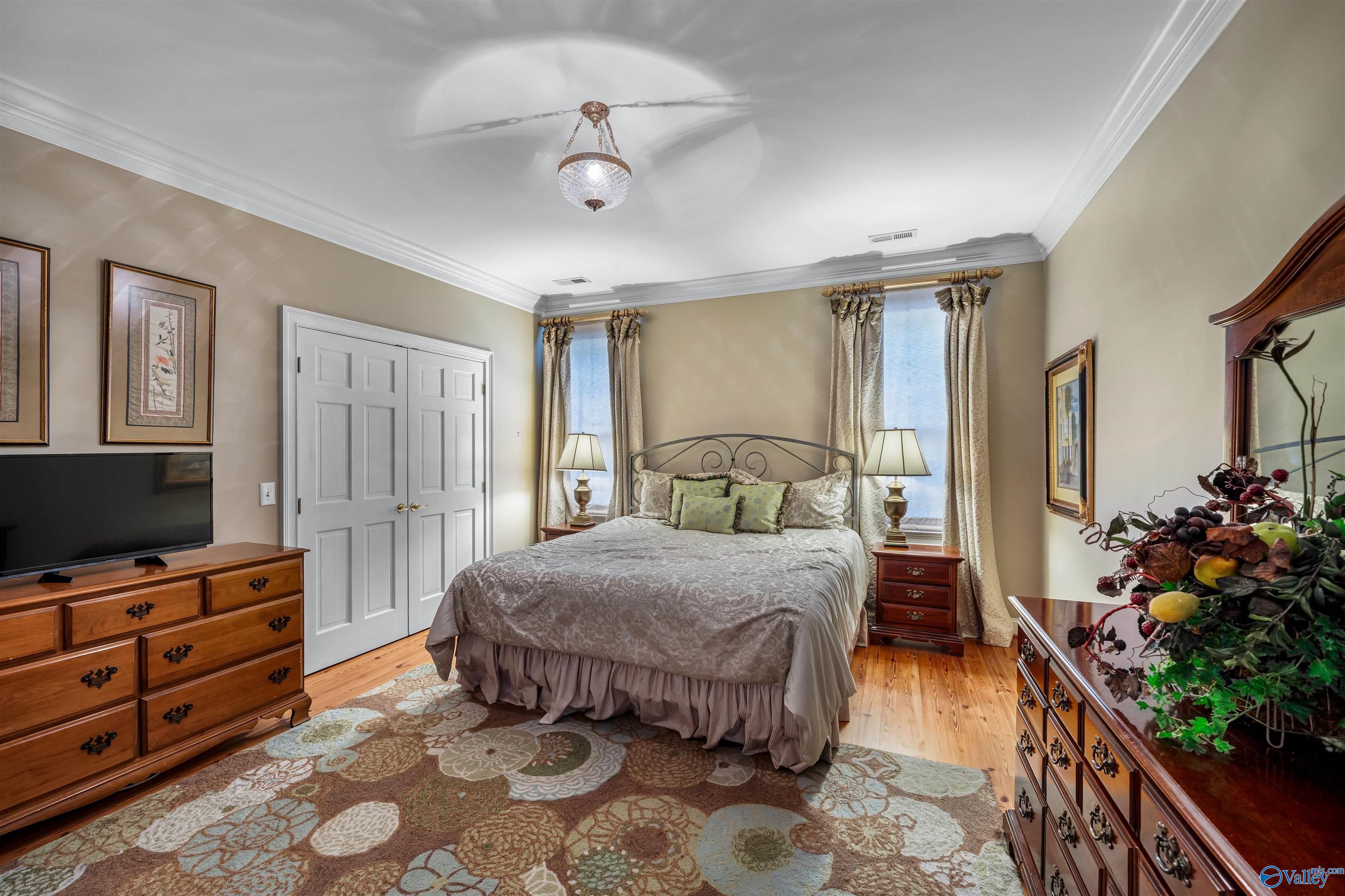Fort Payne, Alabama, 35968, United States, 4 Bedrooms Bedrooms, ,6 BathroomsBathrooms,Residential,Active,1944095