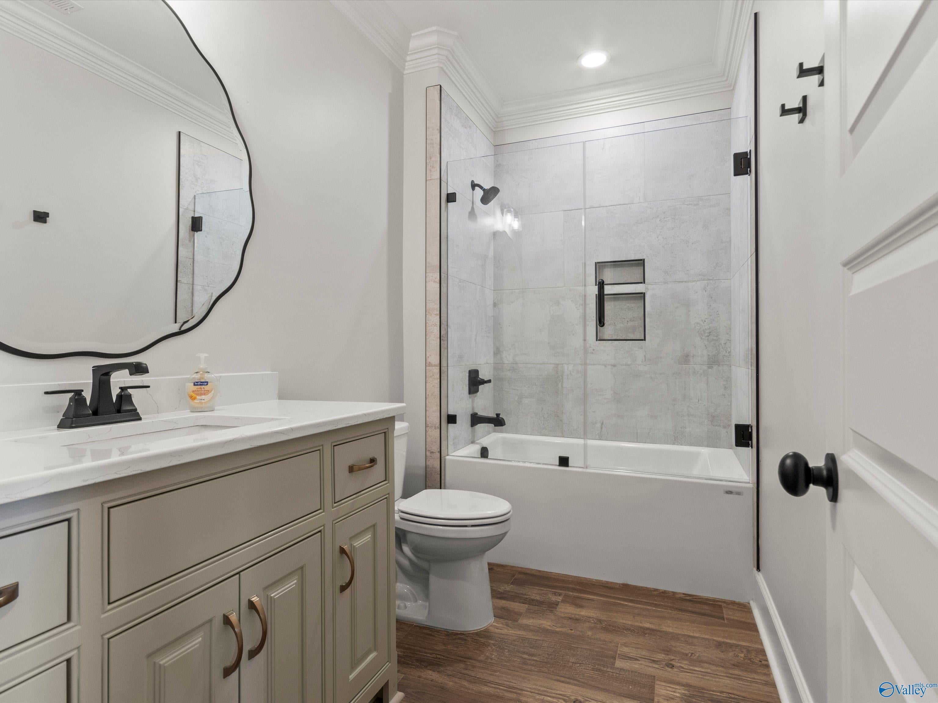 Madison, Alabama, 35757, United States, 4 Bedrooms Bedrooms, ,5 BathroomsBathrooms,Residential,Active,2007226