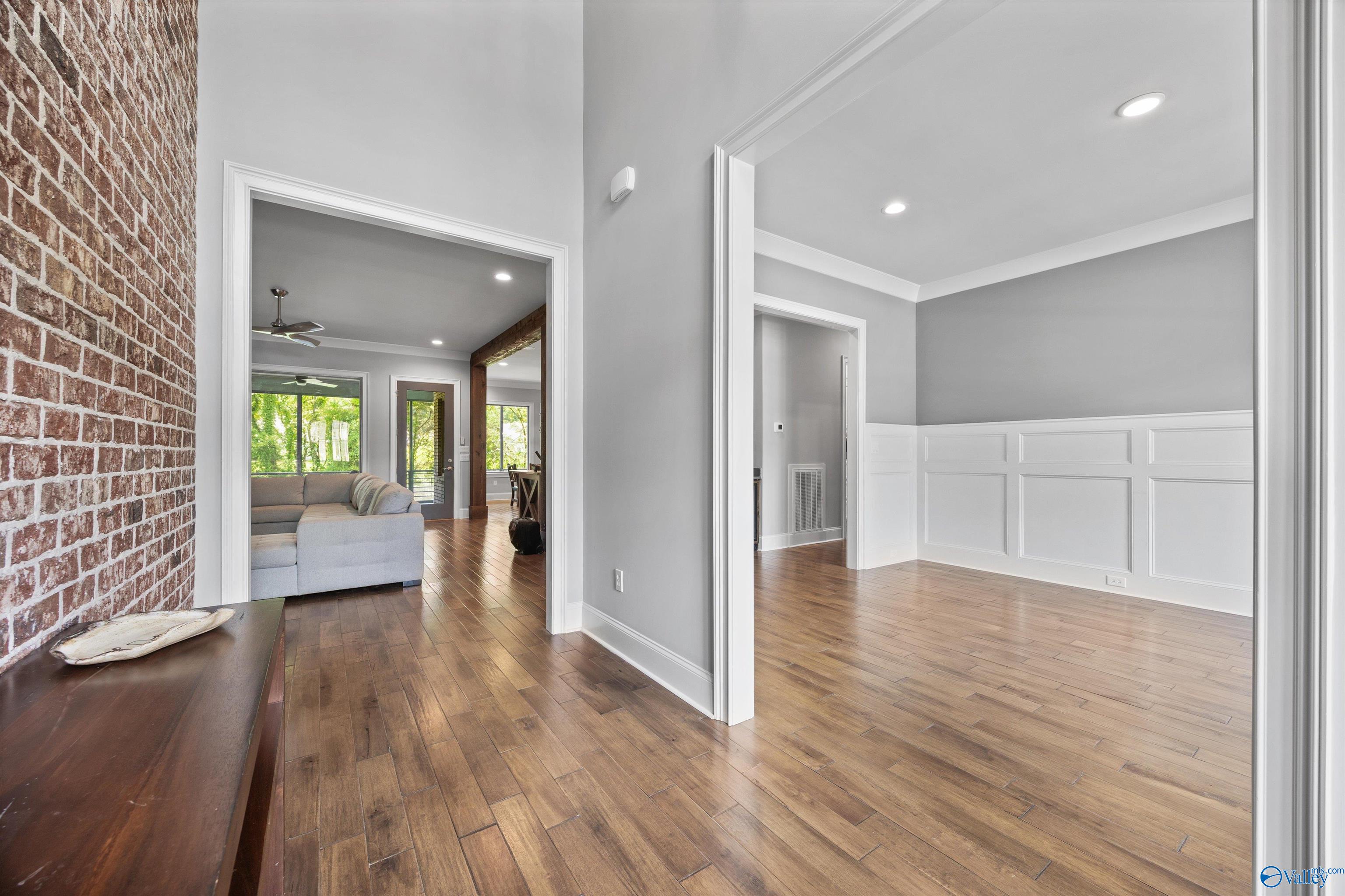 Gurley, Alabama, 35748, United States, 5 Bedrooms Bedrooms, ,7 BathroomsBathrooms,Residential,Active,1834465
