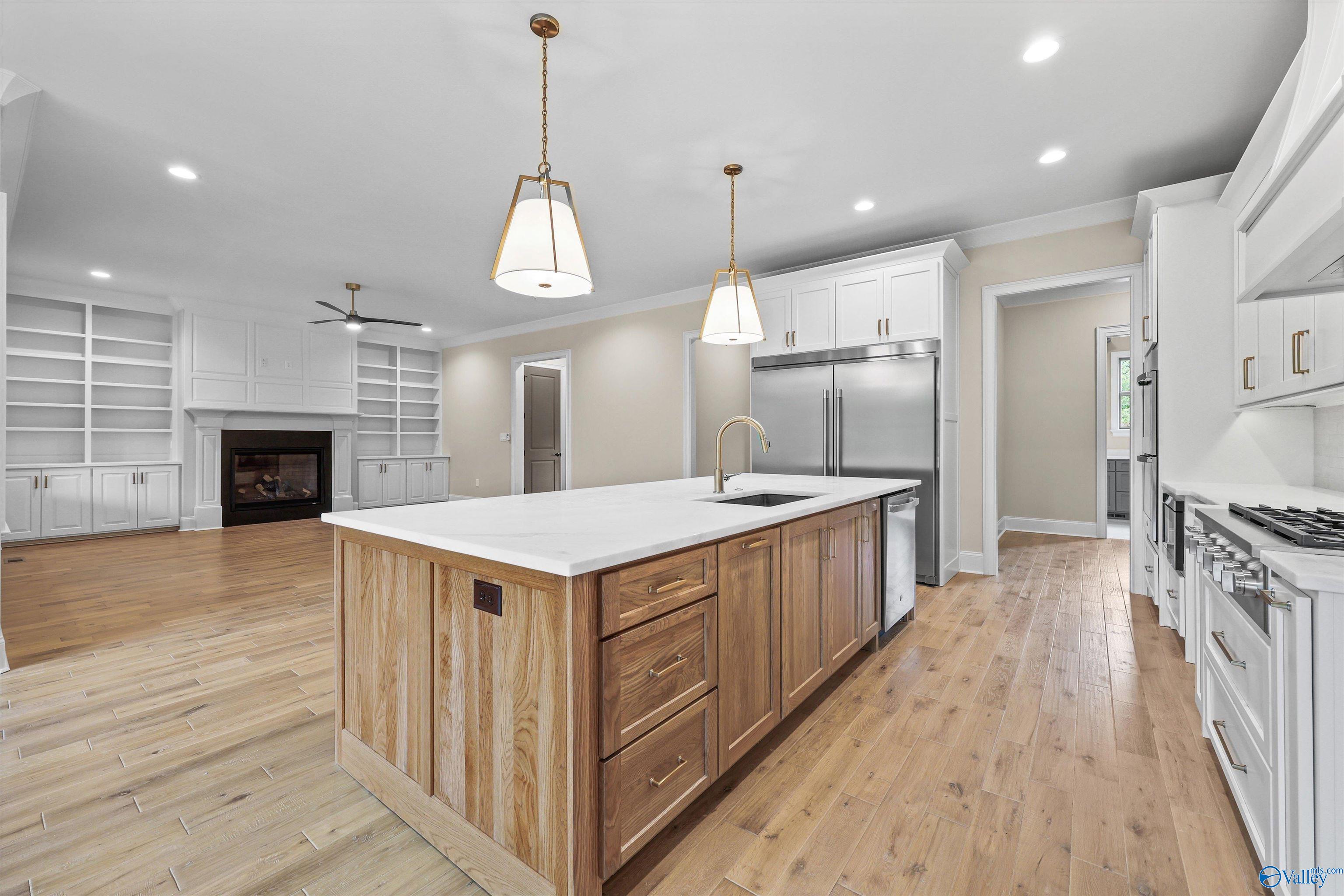 Gurley, Alabama, 35748, United States, 4 Bedrooms Bedrooms, ,4 BathroomsBathrooms,Residential,Active,1781606