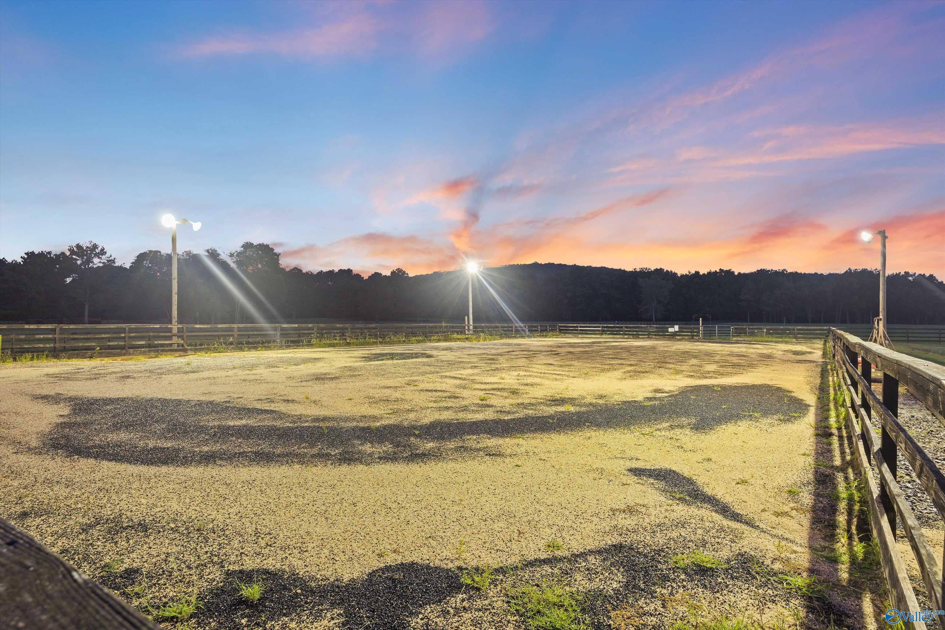 New Hope, Alabama, 35760, United States, 4 Bedrooms Bedrooms, ,5 BathroomsBathrooms,Residential,Active,1954007