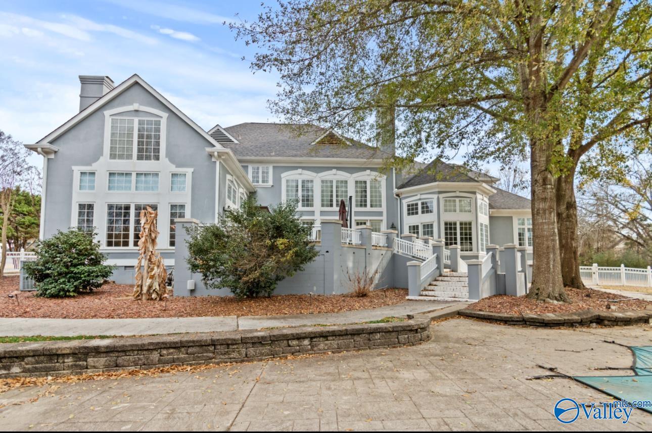 Decatur, Alabama, 35603, United States, 4 Bedrooms Bedrooms, ,5 BathroomsBathrooms,Residential,Active,2008258