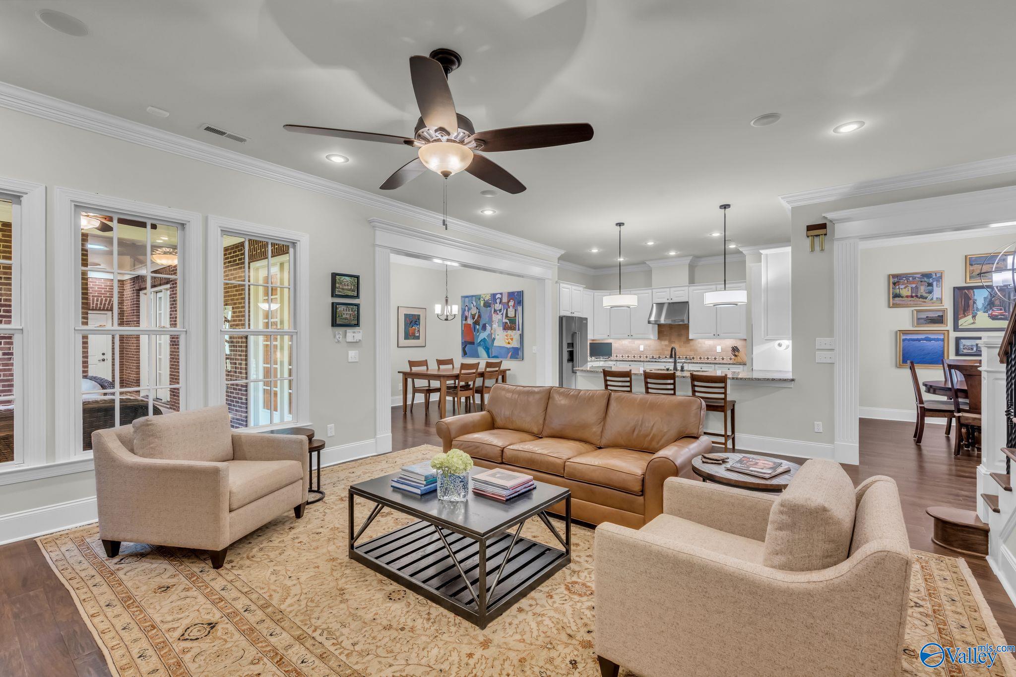 Huntsville, Alabama, 35806, United States, 4 Bedrooms Bedrooms, ,5 BathroomsBathrooms,Residential,Active,1985848