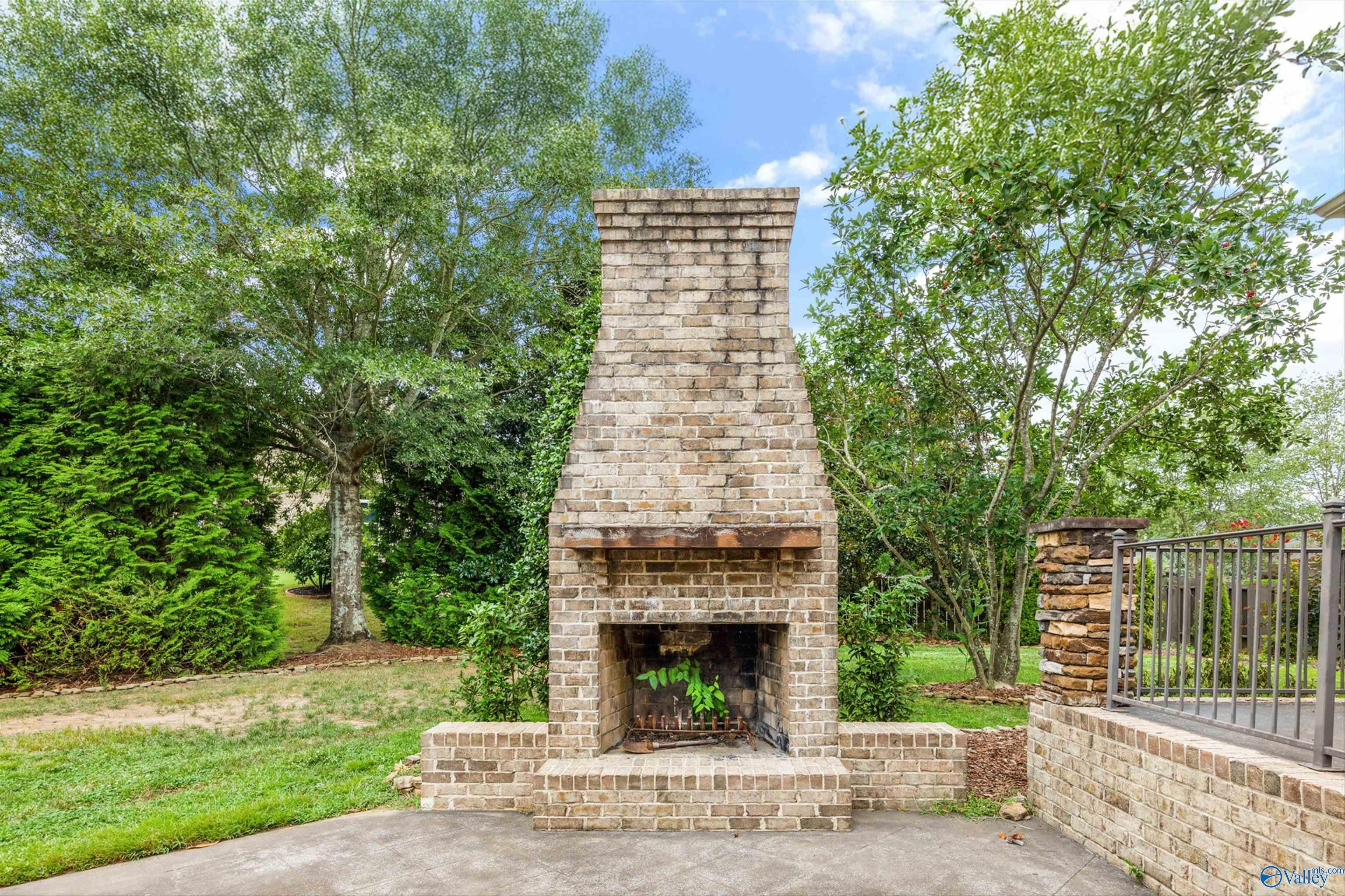 Gurley, Alabama, 35748, United States, 4 Bedrooms Bedrooms, ,5 BathroomsBathrooms,Residential,Active,1909111