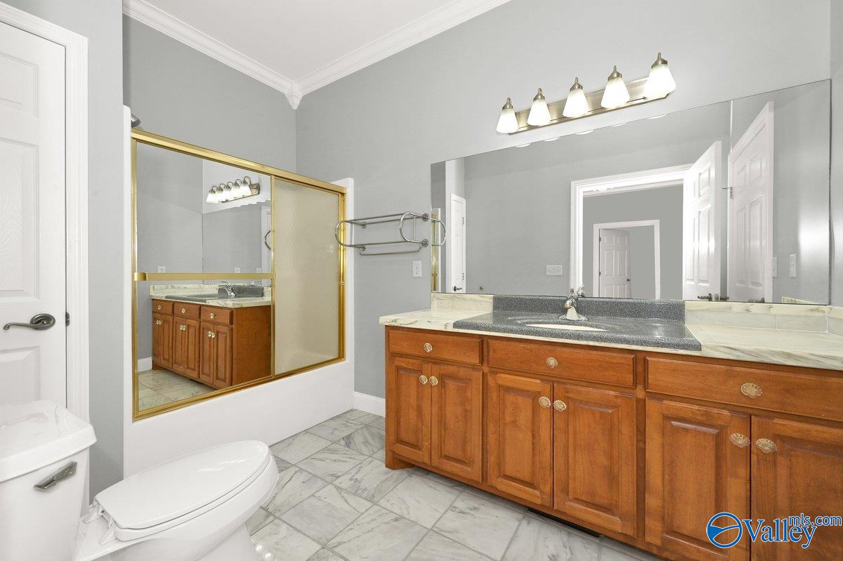 Rogersville, Alabama, 35652, United States, 6 Bedrooms Bedrooms, ,8 BathroomsBathrooms,Residential,Active,1996276